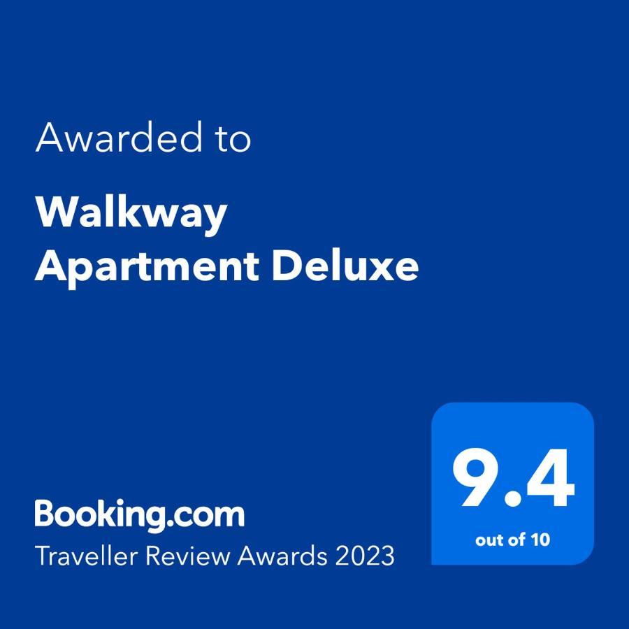 Walkway Apartment Deluxe Budapest Esterno foto