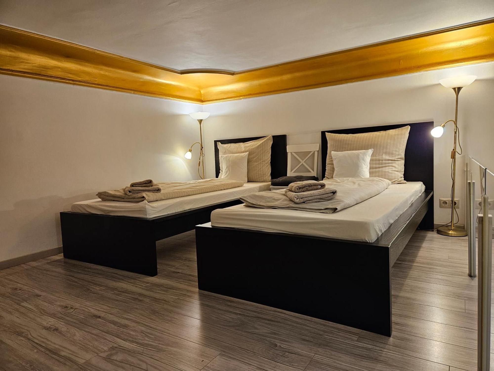 Walkway Apartment Deluxe Budapest Esterno foto